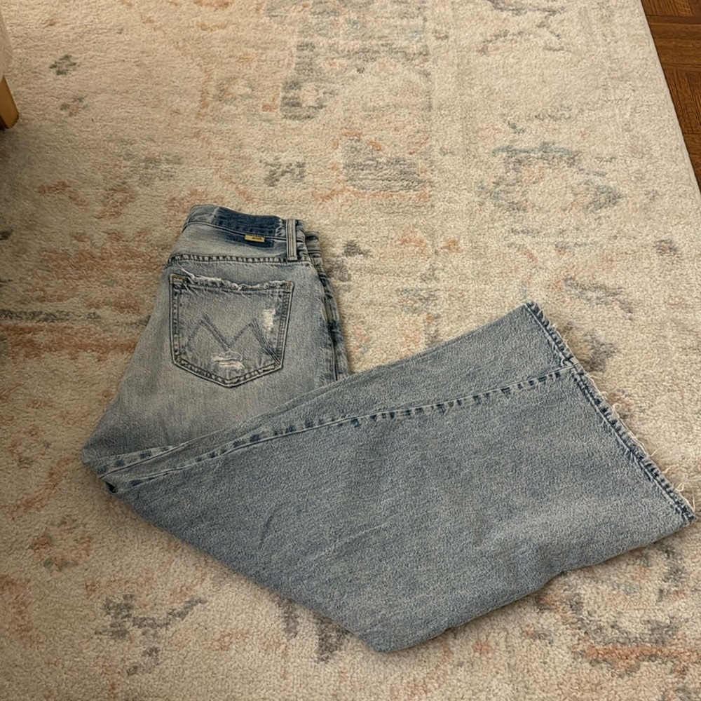 MOTHER Denim The Enchanter Crop (size 27)